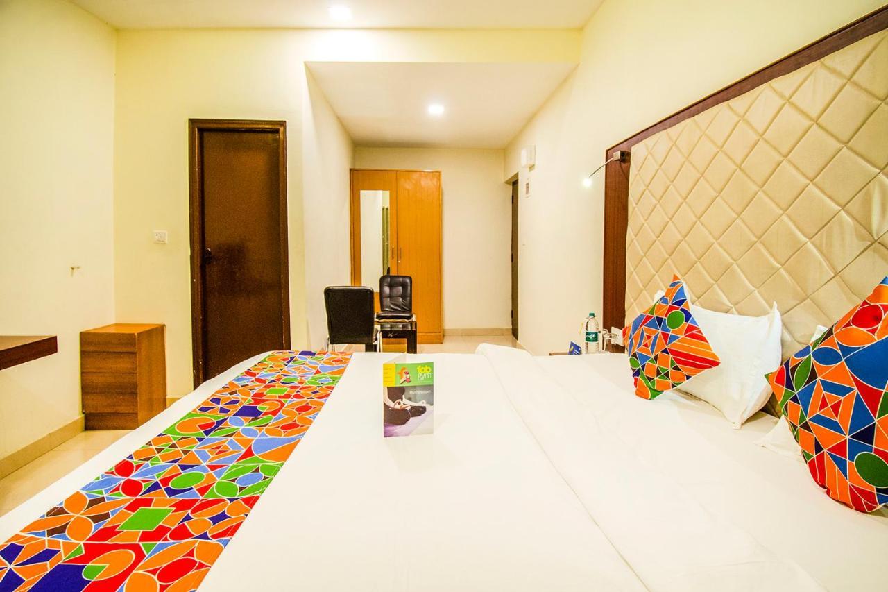 FabHotel Millenium Stay Indiranagar Bangalore Exterior foto
